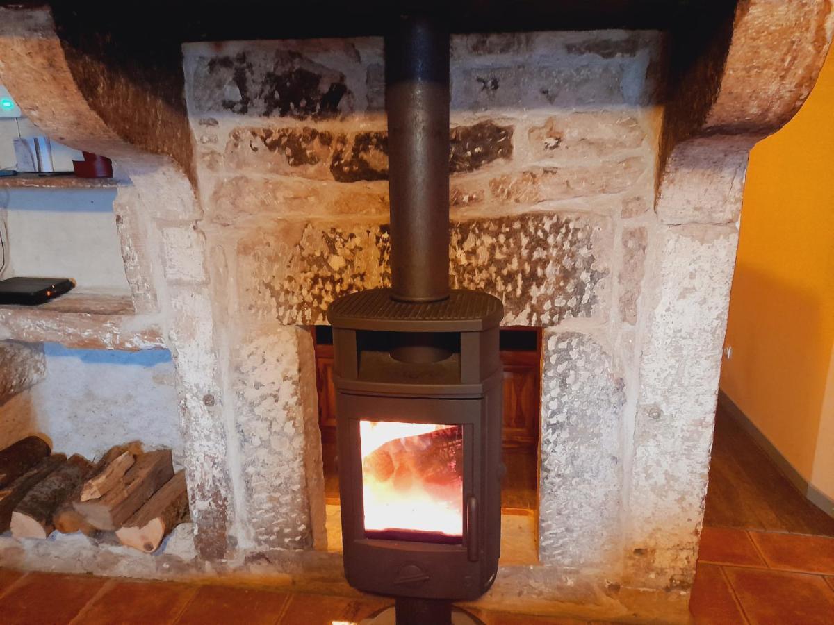 Gite Coeurdacier Monthureux-sur-Saône Exteriör bild