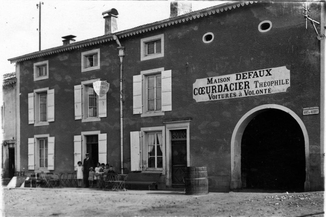 Gite Coeurdacier Monthureux-sur-Saône Exteriör bild