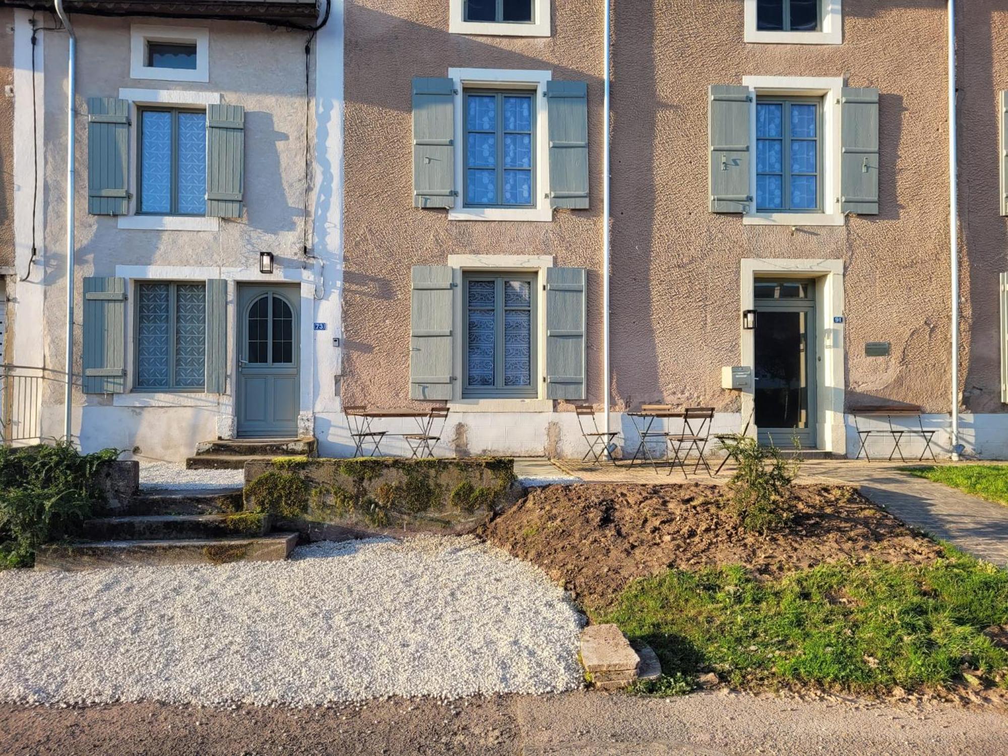 Gite Coeurdacier Monthureux-sur-Saône Exteriör bild